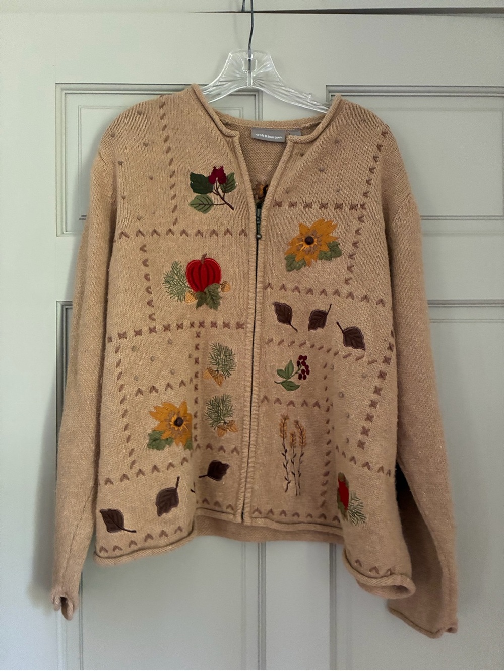 Croft & Barrow Women’s XL Tan Fall Pumpkin Sunflower Embroidered Zip Cardigan
